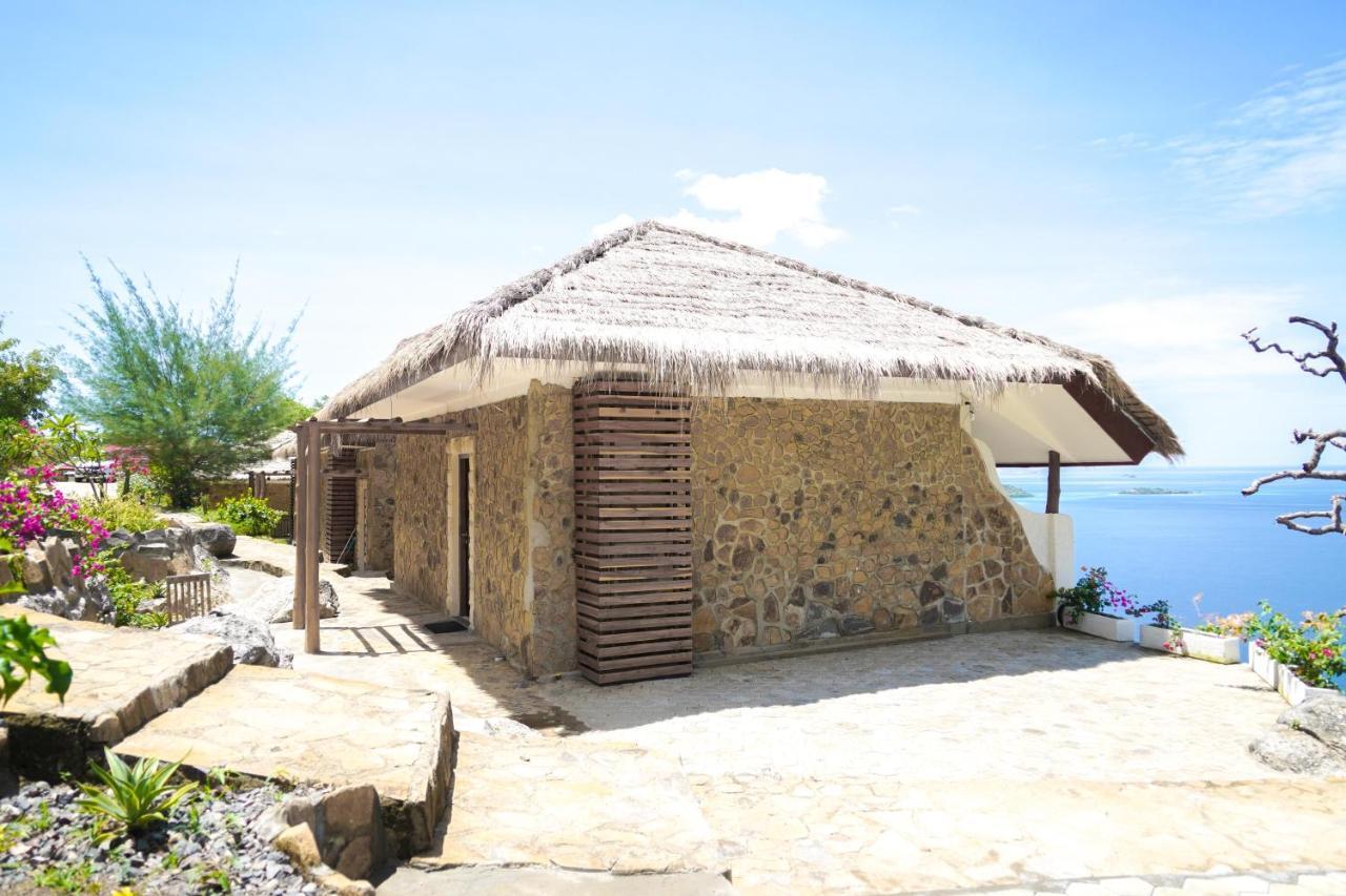 Theodor Hotel Labuan Bajo Ngoại thất bức ảnh