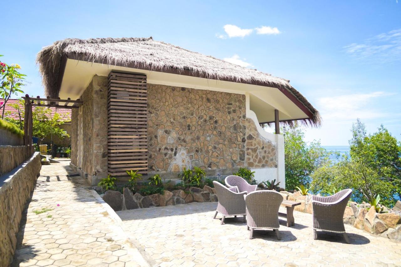 Theodor Hotel Labuan Bajo Ngoại thất bức ảnh