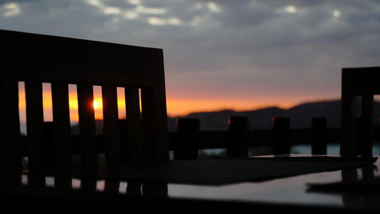 Theodor Hotel Labuan Bajo Ngoại thất bức ảnh
