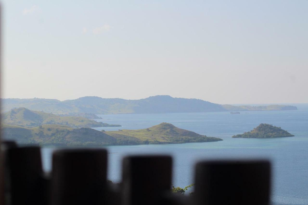 Theodor Hotel Labuan Bajo Ngoại thất bức ảnh